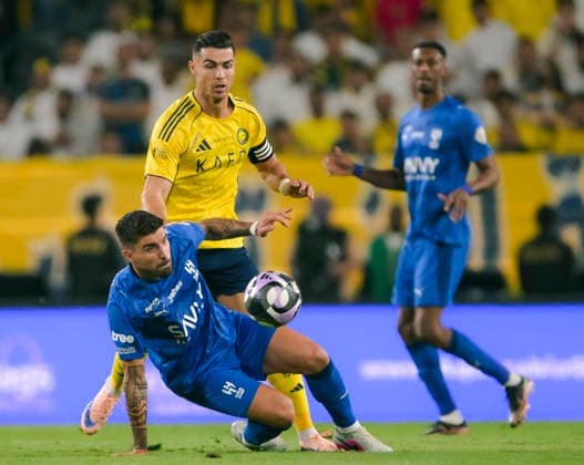 RIYADH, SAUDI ARABIA - MAY 12: Cristiano Ronaldo of Al Nassr battles for the ball with Ruben Neves of Al Hilal during the Saudi Pro League match between Al Nassr and Al Hilal at Al Awwal Park on May 12, 2026 in Riyadh, Saudi Arabia.  Copyright: xKhalidxAlhaj MBxMediax