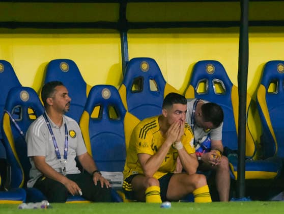 RIYADH, SAUDI ARABIA - MAY 12: Cristiano Ronaldo of Al Nassr shows dejection whilst sitting on the bench during the Saudi Pro League match between Al Nassr and Al Hilal at Al Awwal Park on May 12, 2026 in Riyadh, Saudi Arabia.  Copyright: xKhalidxAlhaj MBxMediax