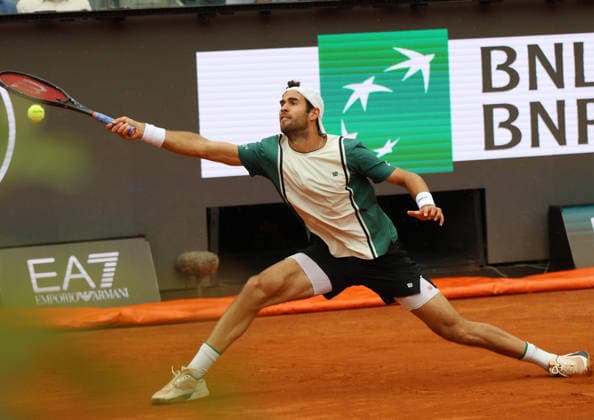 May 13, 2026, Rome, Lazio, Italy: KAREN KHACHANOV during the match against C. Ruud of Norway in the quarterfinals of tennis tournament ATP, Tennis Herren 1000 Internazionali BNL DÃ¢â‚¬â ¢Italia, Rome, Italy. Rome Italy - ZUMAc278 20260513_zsp_c278_009 Copyright: xMarcinxCholewinskix