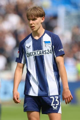 10 05 2025, xtgx, Soccer 2 Bundesliga, Hertha BSC Berlin SpVgg Greuther Fürth emspor, v l Kennet Eichhorn Hertha, 23 DFL DFB REGULATIONS PROHIBIT ANY USE OF PHOTOGRAPHS as IMAGE SEQUENCES and or QUASI VIDEO Berlin