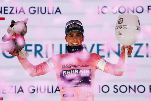 Portugal™s Afonso Oliveira Eulalio of Bahrain Victorious pink jersey on the podium during Stage 5 of the Giro d™Italia, from Praia a Mare to Potenza, Italy, Wednesday, May 13, 2026.  Copyright: xGianxMattiaxD Albertox xLaPressex