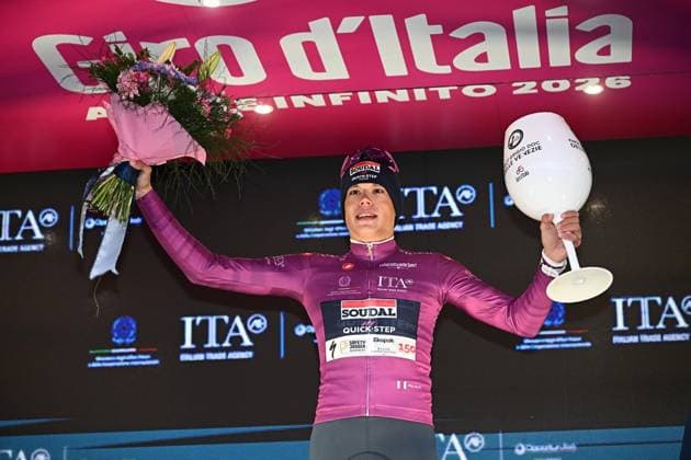 May 13, 2026, Potenza, ITALY: French Paul Magnier of Soudal Quick-Step Team wearing the points classification leader s cyclamen jersey, poses on the podium after 05th stage of the 109 Giro d Italia 2026, cycling race over 203 km from Praia a Mare to Potenza, 13 May 2026. ANSA LUCA ZENNARO. Giro D Italia Cycling Tour - Stage 05  - ZUMAa110 20260513_zaf_a110_029 Copyright: xLucaxZennarox