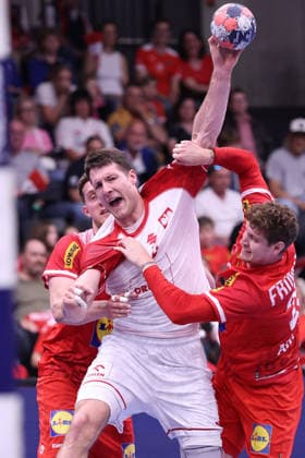 HANDBALL - IHF WC quali, AUT vs POL GRAZ,AUSTRIA,13.MAY.26 - HANDBALL - IHF World Championship, WM, Weltmeisterschaft 2027, European qualification, play off, OEHB international match, Länderspiel, Nationalmannschaft Austria vs Poland. Image shows Mykola Bilyk (Austria), Wiktor Tomczak (Poland) and Sebastian Frimmel (Austria). GEPAxpictures xChrisxBauer