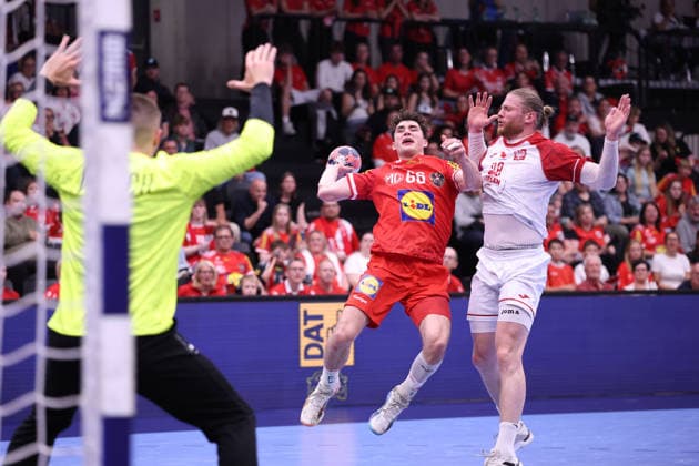 HANDBALL - IHF WC quali, AUT vs POL GRAZ,AUSTRIA,13.MAY.26 - HANDBALL - IHF World Championship, WM, Weltmeisterschaft 2027, European qualification, play off, OEHB international match, Länderspiel, Nationalmannschaft Austria vs Poland. Image shows Elias Kofler (Austria) and Maciej Gebala (Poland). GEPAxpictures xChrisxBauer