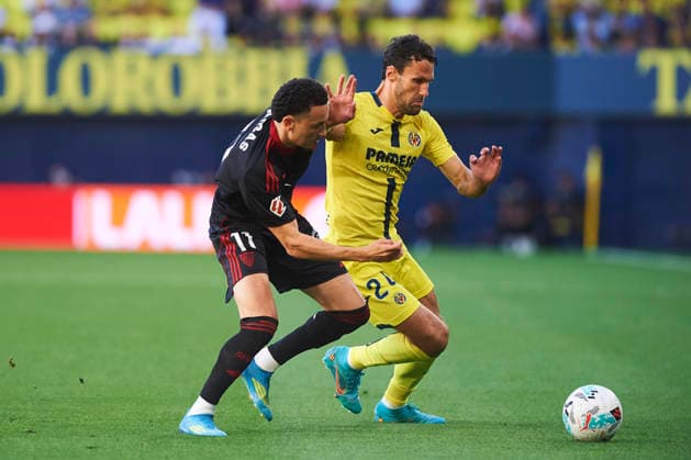 Ruben Vargas Sevilla FC and Alfonso Pedraza Villarreal CF during the LaLiga EA Sports match between Villarreal CF and Sevilla FC at Estadio de la Ceramica on May 13, 2026 in Villarreal, Spain Photo by Maria Jose Segovia DeFodi Images