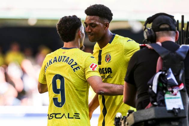 May 13, 2026, Villarreal, Castellon, SPAIN: Georges Mikautadze of Villarreal CF celebrates a goal with teammates during the Spanish league, LaLiga EA Sports, football match played between Villarreal CF and Sevilla FC at La Ceramica stadium on May 13, 2026, in Villarreal, Spain. Villarreal CF V Sevilla FC - LaLiga EA Sports  - ZUMAa181 20260513_zaa_a181_032 Copyright: xIvanxTerronx