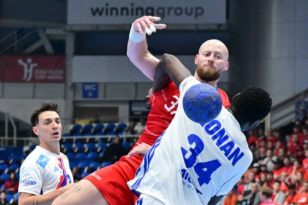 L-R Yanis Lenne (FRA), Jan Uzek (CZE) and Karl Konan (FRA) in action during the World Handball Championship qualification playoff men s match: Czechia vs France in Brno, Czech Republic, May 13, 2026. (CTKxPhoto VaclavxSalek) CTKPhotoP2026051309054  CTKPhotoP2026051309054