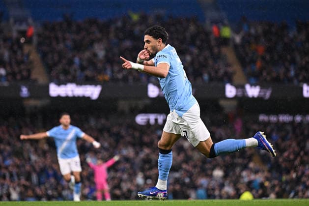 Manchester City v Crystal Palace, Premier League Omar Marmoush of Manchester City celebrates scoring his team s second goal during the Manchester City v Crystal Palace Premier League match at the Etihad Stadium, Manchester, England on 13 May 2026 Credit: Ben Roberts Every Second Media Editorial use only. All images are copyright Every Second Media Limited. No images may be reproduced without prior permission. All rights reserved. Premier League and Football League images are subject to licensing agreements with Football DataCo Limited. see https: www.football-dataco.com Copyright: xIMAGO EveryxSecondxMediax ESM-1989-0027 BenxRobertsx xEveryxSecondxMediax