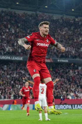Lukas Kübler Lukas Kuebler SC Freiburg, 17 , goal celebration, emotions, goal shot, goal, goal, goal, Germany, football, UEFA Europa League, semi-final, second leg, 2025 2026, SC Freiburg vs SC Braga, 07 05 2026, Europa Park Stadion, Freiburg Freiburg Europa Park Stadion Baden Württemberg Germany Copyright: xArnexAmbergx