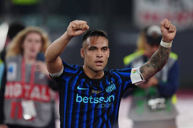 SS Lazio v FC Internazionale - Coppa Italia Final Lautaro Martinez of FC Internazionale celebrates after scoring his team s second goal during the Coppa Italia Frecciarossa final match between SS Lazio and FC Internazionale at Olympic Stadium on May 13, 2026 in Rome, Italy Rome Stadio Olimpico Lazio Italy Copyright: xGiuseppexMaffiax BRU03560