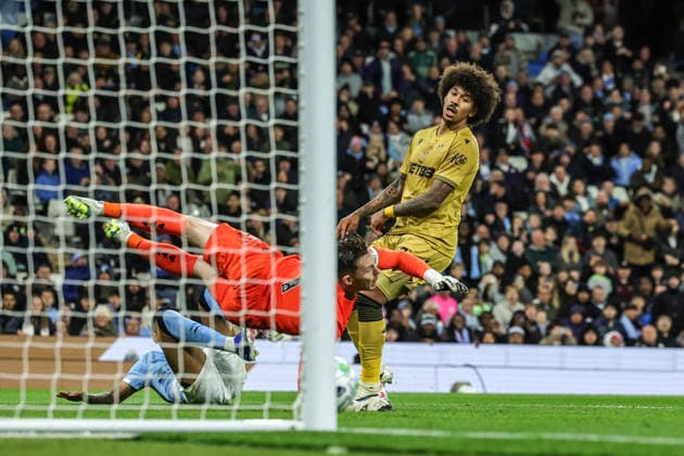 Premier League: Manchester City v Crystal Palace Savino of Manchester City scores to make it 3-0 during the Premier League match Manchester City vs Crystal Palace at Etihad Stadium, Manchester, United Kingdom on 13 May 2026 (Photo by Mark Cosgrove News Images) Manchester Etihad Stadium Greater Manchester United, ManU Kingdom Copyright: xMarkxCosgrove NewsxImagesx