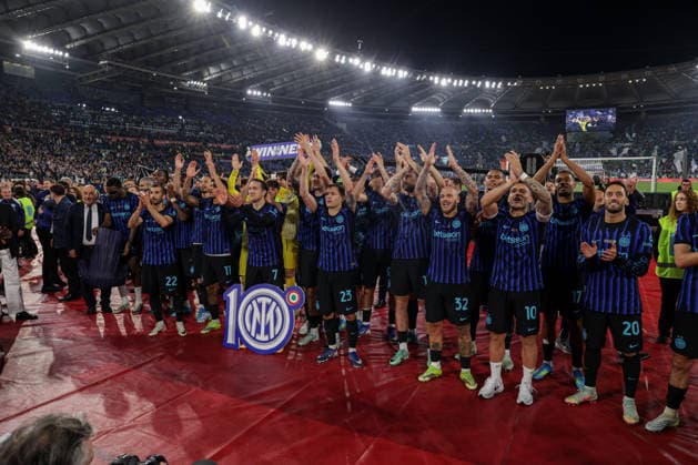 Inter Milan players celebrate at the end of the match during the Frecciarossa Italian Cup 2025 2026 final soccer match between Lazio and Inter Milan at the Stadio Olimpico in Rome, Italy - May 13, 2026 - Soccer  Copyright: xPhotoxbyxStefanoxNicoli LaPressex