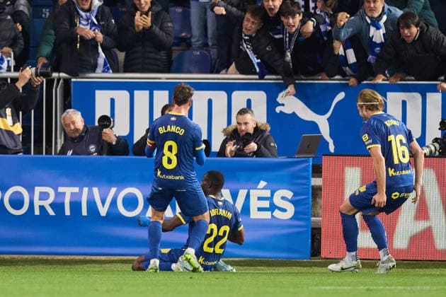 May 13, 2026, Vitoria, Alava, SPAIN: Ibrahim Yalatif Diabate of Deportivo Alaves celebrates after scoring the team s first goal during the LaLiga EA Sports match between Deportivo Alaves and FC Barcelona, Barca at Mendizorrotza on May 13, 2026, in Vitoria, Spain. Vitoria SPAIN - ZUMAa181 20260513_zaa_a181_272 Copyright: xRicardoxLarreinax