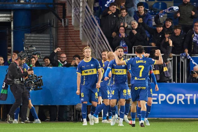 May 13, 2026, Vitoria, Alava, SPAIN: Ibrahim Yalatif Diabate of Deportivo Alaves celebrates after scoring the team s first goal during the LaLiga EA Sports match between Deportivo Alaves and FC Barcelona, Barca at Mendizorrotza on May 13, 2026, in Vitoria, Spain. Deportivo Alaves V FC Barcelona - LaLiga EA Sports  - ZUMAa181 20260513_zaa_a181_269 Copyright: xRicardoxLarreinax