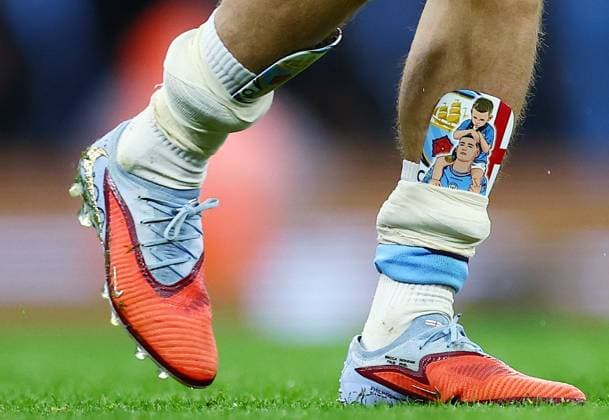 The shin pad of Phil Foden of Manchester City Manchester City v Crystal Palace, Premier League, Football, Etihad Stadium, Manchester , UK - 13 May 2026Manchester Etihad Stadium United Kingdom EDITORIAL USE ONLY No use with unauthorised audio, video, data, fixture lists, club league logos or live services. Online in-match use limited to 120 images, no video emulation. No use in betting, games or single club league player publications. Copyright: xMattxWest Shutterstockx 16871265af