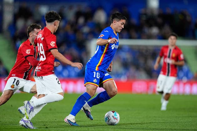 May 13, 2026, Getafe, Madrid, Spain: Martin Satriano of Getafe CF in action during the Spanish League, LaLiga EA Sports, football match played between Getafe CF and RCD Mallorca at Coliseum de Getafe stadium on May 13, 2026, in Getafe, Spain. Getafe Spain - ZUMAa181 20260513_zaa_a181_284 Copyright: xDennisxAgyemanx