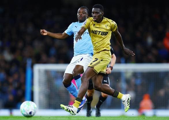 Jeremy Doku of Manchester City and Ismaila Sarr of Crystal Palace Manchester City v Crystal Palace, Premier League, Football, Etihad Stadium, Manchester , UK - 13 May 2026Manchester Etihad Stadium United Kingdom EDITORIAL USE ONLY No use with unauthorised audio, video, data, fixture lists, club league logos or live services. Online in-match use limited to 120 images, no video emulation. No use in betting, games or single club league player publications. Copyright: xMattxWest Shutterstockx 16871265ah