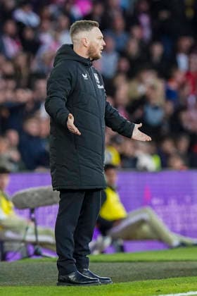 Southampton v Middlesbrough, Sky Bet Championship Middlesbrough Manager Kim Hellberg SWE gestures during the Southampton v Middlesbrough EFL Sky Bet Championship Play-Off Semi-Final 2nd Leg match at St Mary s Stadium, Southampton, England on 12 May 2026 Credit: Robbie Hoad Every Second Media Editorial use only. All images are copyright Every Second Media Limited. No images may be reproduced without prior permission. All rights reserved. Premier League and Football League images are subject to licensing agreements with Football DataCo Limited. see https: www.football-dataco.com Copyright: xIMAGO EveryxSecondxMediax ESM-1990-0062 RobbiexHoadx xEveryxSecondxMediax