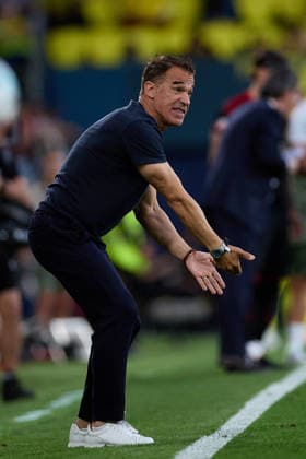 Kings League Italy 2026 May 13, 2026, Villarreal, Castellon, Spain Luis Garcia Plaza head coach of Sevilla CF reacts during the Spanish championship LaLiga football match between Villarreal CF and Sevilla CF on 13 May 2026 at Ceramica Stadium in Villarreal, Spain Villarreal Fonzies Arena Spain Spain Spanish La Liga EA Sports soccer match Villarreal vs Sevilla Copyright: xCerezox