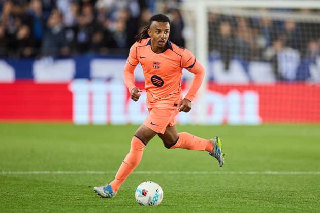 May 13, 2026, Vitoria, Alava, SPAIN: Jules Kounde of FC Barcelona, Barca in action during the LaLiga EA Sports match between Deportivo Alaves and FC Barcelona at Mendizorrotza on May 13, 2026, in Vitoria, Spain. Deportivo Alaves V FC Barcelona - LaLiga EA Sports  - ZUMAa181 20260513_zaa_a181_292 Copyright: xRicardoxLarreinax