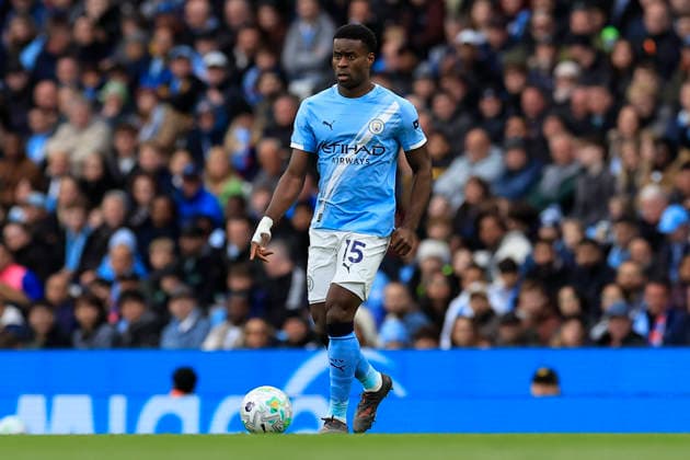 Manchester City v Crystal Palace, Premier League Marc Guehi (15) of Manchester City controls the ball during the Premier League match between Manchester City and Crystal Palace at the Etihad Stadium, Manchester, UK on 13 May 2026. Manchester Etihad Stadium Manchester UK Editorial use only DataCo restrictions apply See www.football-dataco.com , Copyright: xConorxMolloyx PSI-24240-0053