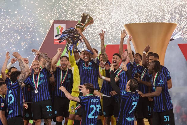 Inter Milan players celebrate at the end of the matchmduring the Frecciarossa Italian Cup 2025 2026 final soccer match between Lazio and Inter Milan at the Stadio Olimpico in Rome, Italy - May 13, 2026 - Soccer  Copyright: xPhotoxbyxStefanoxNicoli LaPressex