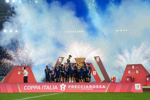 Lautaro Martinez of FC Internazionale lifts up the trophy at the end of the Coppa Italia Final match between SS Lazio and FC Internazionale at Stadio Olimpico Rome Italy on 13 May 2026. Rome Stadio Olimpico Rome Italy Copyright: xPhotoxGoalxPixx SP24-1430-018