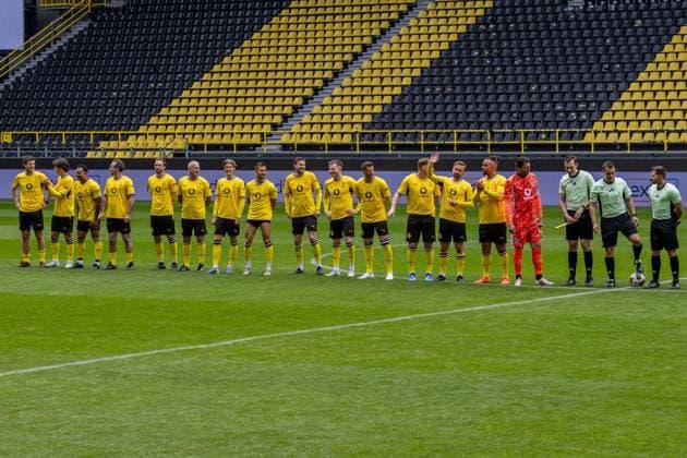 Game of your life BVB Legends SF Westenfeld FOR EDITORIAL PURPOSES ONLY EDITORIAL USE ONLY p On Wednesday, May 13, 2026, the Sky Game of your life took place at the Signal Iduna Park in Dortmund. A selection of the SF Westenfeld played against the legends team of Borussia Dortmund Germany NRW Dortmund Copyright MichaelxSchwalm Copyright: MichaelxSchwalm doc85u1c2yzwwjeu9osjev ,EDITORIAL USE ONLY Copyright: MichaelxSchwalm