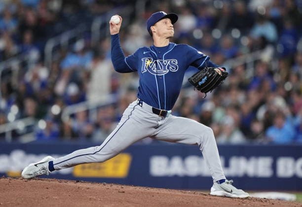 May 13, 2026, Toronto, On, CANADA: Tampa Bay Rays pitcher Griffin Jax (22) works against the Toronto Blue Jays during second inning MLB, Baseball Herren, USA baseball action in Toronto on Wednesday, May 13, 2026. Canada News - May 13, 2026  - ZUMAc35_ 20260513_zaf_c35_146 Copyright: xNathanxDenettex