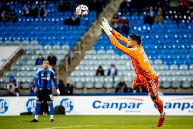 May 13, 2026, Montreal, Pq, Canada: Portland Timbers goalkeeper James Pantemis (41) makes a save against CF Montreal during second half MLS, Fussball Herren, USA soccer action in Montreal on Wednesday, May 13, 2026. Canada News - May 13, 2026  - ZUMAc35_ 20260513_zaf_c35_183 Copyright: xChristopherxKatsarovx