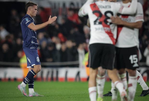 River vs Gimnasia Foto FOTOBAIRES Quarterfinals Apertura Professional League Tournament Copyright: xNICOLASxABOAFxNICOLASxABOAFx