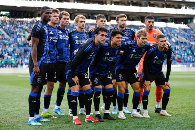 SEATTLE, WA - MAY 13: Players from the San Jose Earthquakes pose for a photo before a game between the San Jose Earthquakes and Seattle Sounders on May 13, 2026 at Lumen Field in Seattle, Washington. (Photo by Henry Rodenburg Icon Sportswire) SOCCER: MAY 13 MLS, Fussball Herren, USA Seattle Sounders FC vs San Jose Earthquakes EDITORIAL USE ONLY Icon26051302