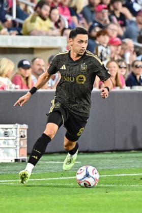ST. LOUIS, MO - MAY 13: Mark Delgado (8) of the Los Angeles Football Club runs with the ball during the MLS, Fussball Herren, USA regular season match where St. Louis CITY SC hosted Los Angeles Football Club on Wednesday May 13th, 2026, at Energizer Park in St. Louis City, MO. (Photo by Rick Ulreich Icon Sportswire) SOCCER: MAY 13 MLS St. Louis CITY SC vs Los Angeles Football Club EDITORIAL USE ONLY Icon26051312