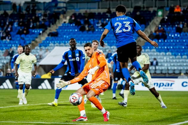 May 13, 2026, Montreal, Pq, Canada: Portland Timbers goalkeeper James Pantemis (41) makes a save on CF Montreal s Noah Streit (23) during second half MLS, Fussball Herren, USA soccer action in Montreal on Wednesday, May 13, 2026. Canada News - May 13, 2026  - ZUMAc35_ 20260513_zaf_c35_208 Copyright: xChristopherxKatsarovx