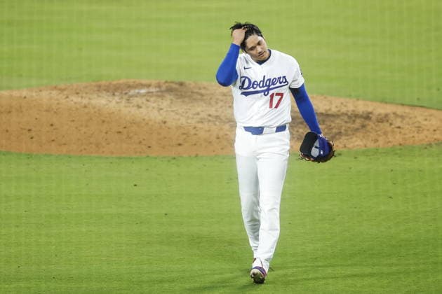 MLB, Baseball Herren, USA - Los Angeles Dodgers vs San Francisco Giants Dodgers pitcher Shohei Ohtani exits the field in the fifth inning of an MLB game between the Los Angeles Dodgers and the San Francisco Giants at Uniqlo Field at Dodger Stadium in Los Angeles, California, USA, 13 May 2026. LOS ANGELES CALIFORNIA United States  Copyright: xCHRISxTORRESx