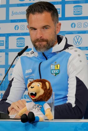 CFC PK 14 05 2026, Chemnitz, Sport, eins Stadion An der Gellertstrasse, Football, Regionalliga Nordost , Season 2025 2026, CFC, Press conference before the last away match of the season of the CFC against BFC Dynamo Head coach Benjamin Duda gives a first summary of the season and informs about the summer schedule including the planned start of training in preparation for the 2026 2027 season Photo CFC head coach Benjamin Duda Chemnitz Saxony FRG