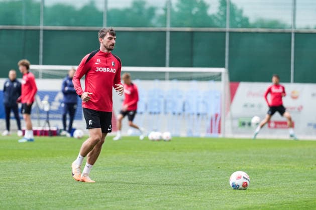 Public training, SC Freiburg, 14 05 2026 Maximilian Philipp SC Freiburg, 26 Public training, SC Freiburg, 14 05 2026 Copyright: xBEAUTIFULxSPORTS Boscox