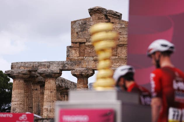 The trophy during Stage 6 of the Giro d™Italia, from Paestum to Naples, Italy, Thursday, May 14, 2026.  Copyright: xGianxMattiaxD Albertox xLaPressex