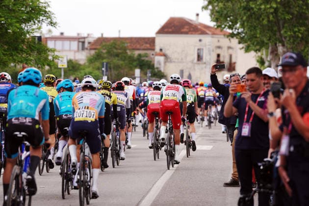 Riders during Stage 6 of the Giro d™Italia, from Paestum to Naples, Italy, Thursday, May 14, 2026.  Copyright: xGianxMattiaxD Albertox xLaPressex