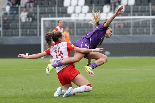 14.MAY.2026 - SOCCER - 2025-2026 ÖFB WOMEN S CUP 50.FINAL, FC Red Bull Salzburg vs FK Austria Wien Sara Grabovac (Red Bull Salzburg) and Louise Schoeffel (Austria Wien) in one-on-one VIENNA VIENNA, AUSTRIA – Wiener Club-Stadion Wiener-Sport-Club-Stadion,Alszeile 19, 1170 Wien AUSTRIA