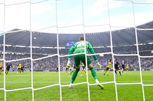 Royale Union Saint-Gilloise v RSC Anderlecht - Belgian Croky Cup Final BRUSSELS, BELGIUM - MAY 14 : Scherpen Kjell goalkeeper of Royale Union Saint-Gilloise during the Belgian Croky Cup final match between Royale Union Saint-Gilloise and RSC Anderlecht on May 14, 2026 in Brussels, Belgium, 14 05 2026 Brussels Belgium  Copyright: xTomasxSiskx