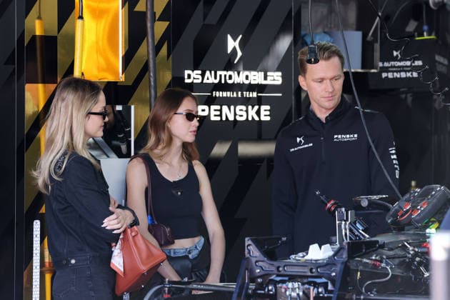Davina and Shania Geiss as guests of Maximilian Günther GER in the DS Penske Pit, FIA Formula E World Championship Season 12, Monaco E Prix, MonteCarlo, MC, 14 05 2026, VIP
