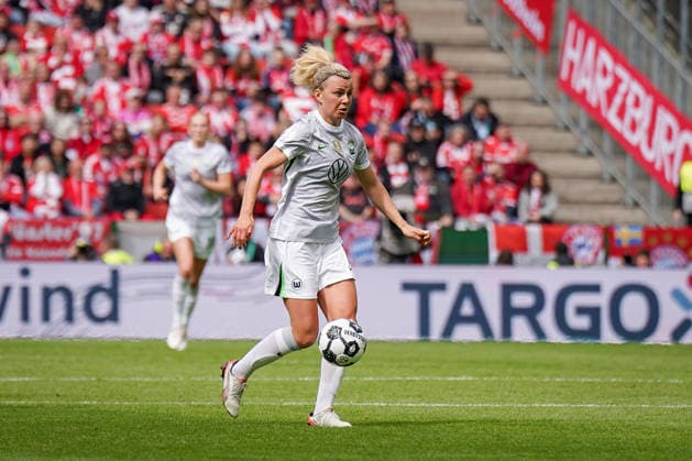 Germany Soccer DFB Cup Women 2025 2026, Final VfL Wolfsburg vs FC Bayern Munich Rhein Energie Stadium Cologne Lena Lattwein VfL Wolfsburg, 8 Copyright: xJOERANxSTEINSIEKx