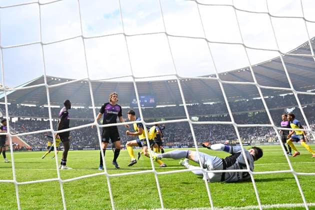 Royale Union Saint-Gilloise v RSC Anderlecht - Belgian Croky Cup Final BRUSSELS, BELGIUM - MAY 14 : Coosemans Colin goalkeeper of RSC Anderlecht during the Belgian Croky Cup final match between Royale Union Saint-Gilloise and RSC Anderlecht on May 14, 2026 in Brussels, Belgium, 14 05 2026 Brussels Belgium  Copyright: xTomasxSiskx