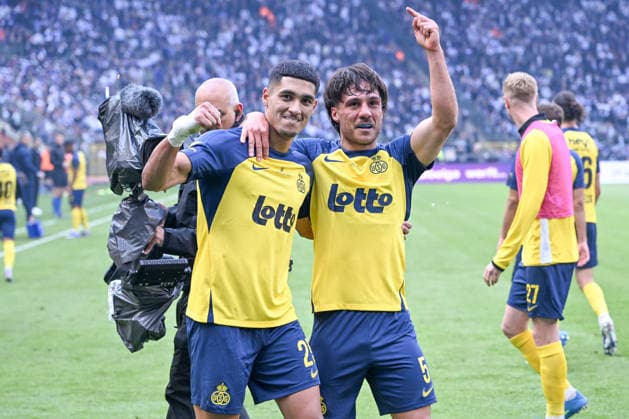 260514 Cupfinal Royale Union Saint-Gilloise vs RSC Anderlecht Kevin Mac Allister (5) of Union celebrates with teammate Anan Khalaili (25) of Union of Union after scoring the 1-0 goal during the Croky Cup final 2026 between Royale Union Saint-Gilloise and RSC Anderlecht on May 14 , 2026 in Brussels, Belgium. (Photo by David Catry Isosport) Brussels Belgium  Copyright: xDavidxCatryx 20260514DC2_6338