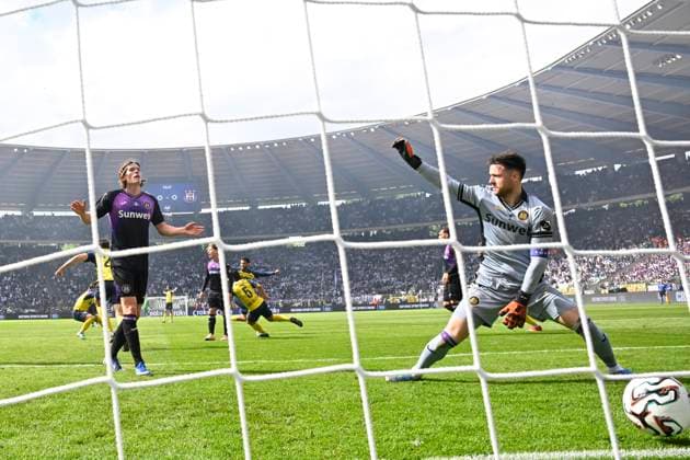 Royale Union Saint-Gilloise v RSC Anderlecht - Belgian Croky Cup Final BRUSSELS, BELGIUM - MAY 14 : Coosemans Colin goalkeeper of RSC Anderlecht during the Belgian Croky Cup final match between Royale Union Saint-Gilloise and RSC Anderlecht on May 14, 2026 in Brussels, Belgium, 14 05 2026 Brussels Belgium  Copyright: xTomasxSiskx