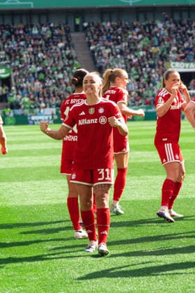 Cologne, Germany 14th May 2026: Georgia Stanway of FC Bayern München scoring during the DFB Pokal Final between VfL Wolfsburg and FC Bayern München at RheinEnergieStadion on May 14th, 2026 in Cologne, Germany (Leonie Kiehl SPP) Copyright: xLeoniexKiehlx xSPPx spp-en-LeKiSp-SPP26_Leonie_20032026-1-11