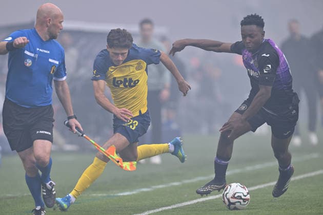 260514 Cupfinal Royale Union Saint-Gilloise vs RSC Anderlecht Besfort Zeneli (23) of Union fighting for the ball with Marco Kana (55) of Anderlecht during the Croky Cup final 2026 between Royale Union Saint-Gilloise and RSC Anderlecht on May 14 , 2026 in Brussels, Belgium. (Photo by David Catry Isosport) Brussels Belgium  Copyright: xDavidxCatryx 20260514DC2_6767