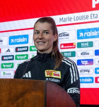 Football, 1. BL, 1. FC Union Berlin, Press conference with coach Marie-Louise Eta