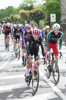CICLISMO - Giro d Italia - Stage 6 - Paestum - Naples Photo by IPA ABACAPRESS.COM84684131 - Cyclists are battling it out for the lead in the Giro d Italia during Giro d Italia 2026, Stage 6 a stage from Paestum to Naples Naples Italy  Copyright: xIPAxSport ABACAx